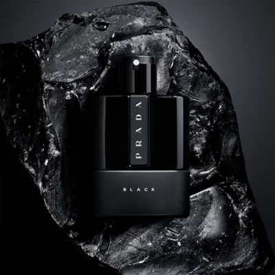 PRADA Luna Rossa Black
